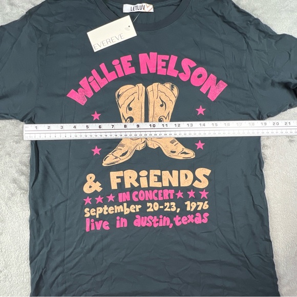 Willie Nelson & Friends Concert T-shirt Band Tee NWT Size Medium LETLUV Evereve - Picture 5 of 12